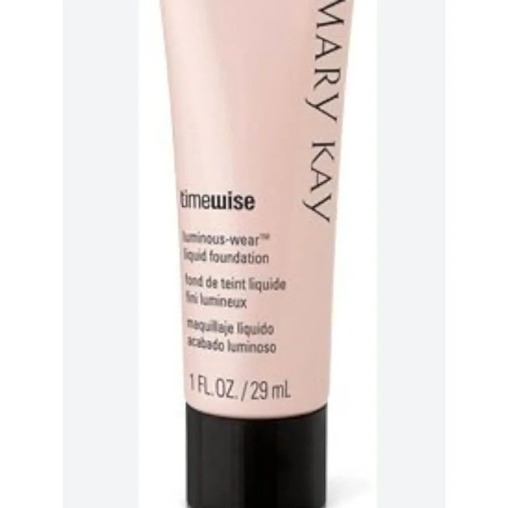 NIB Mary Kay TimeWise Ivory 4 Luminous Liquid Foundation w/Box 038699